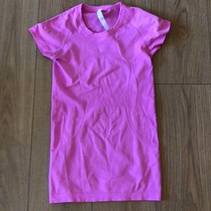 Lululemon swiftly top